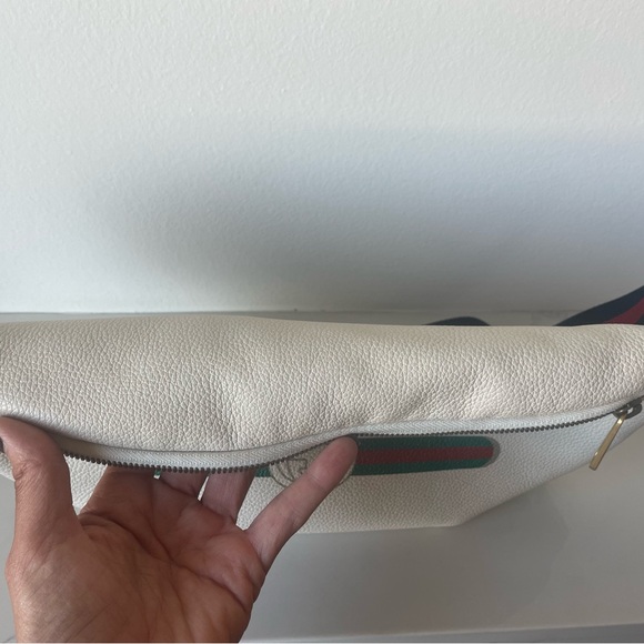 Authentic **GUCCI** BELT BAG!!! Large bum bag, Fanny pack, white Gucci logo - Picture 7 of 14